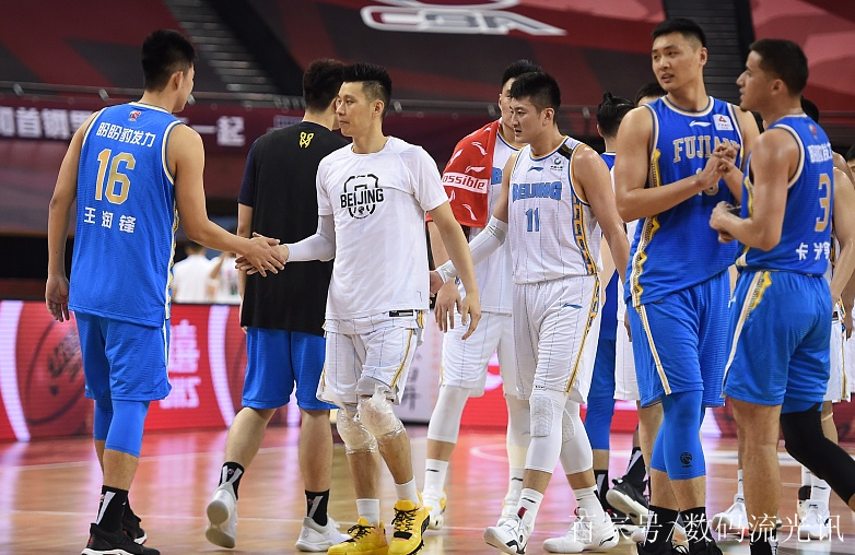 五彩篮球联赛盛大举行，人气球队遥遥领先的简单介绍